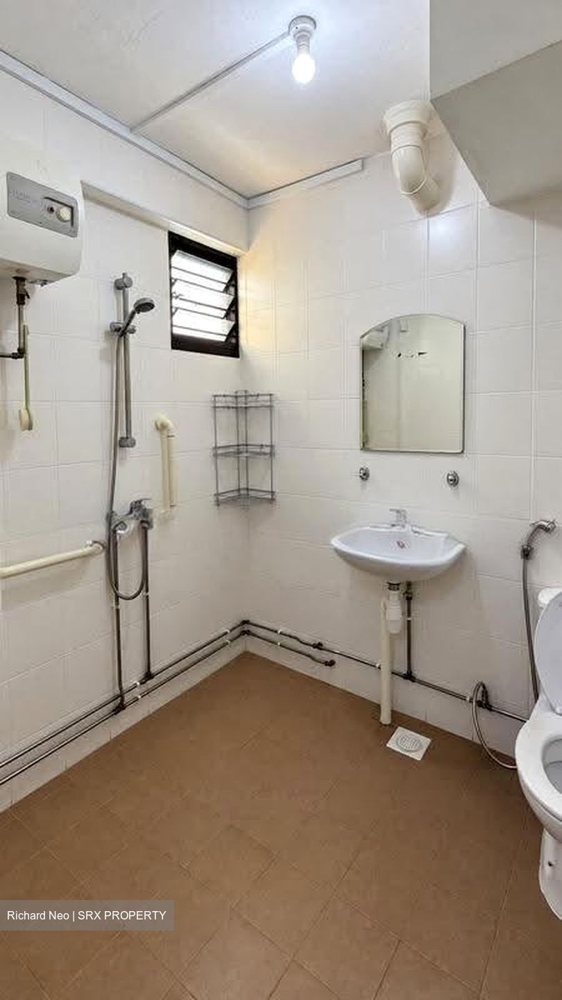 Blk 217 Lorong 8 Toa Payoh (Toa Payoh), HDB 5 Rooms #628836951